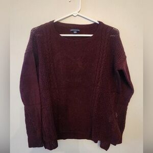Womens American eagle sweater size small